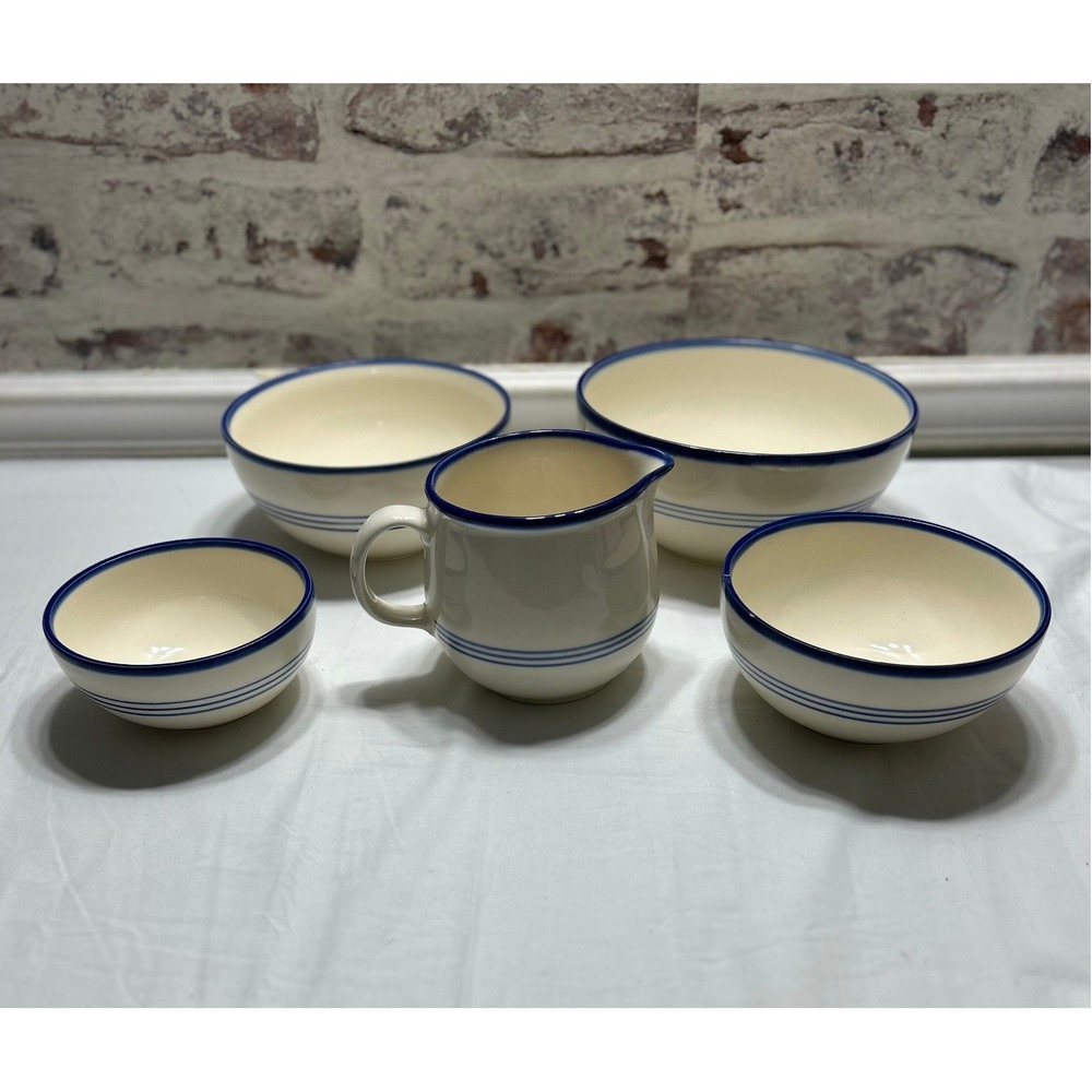 Vintage VEB Steingutwerk Torgau DDR Stoneware 5pc Bowl Set & Creamer Blue Rim